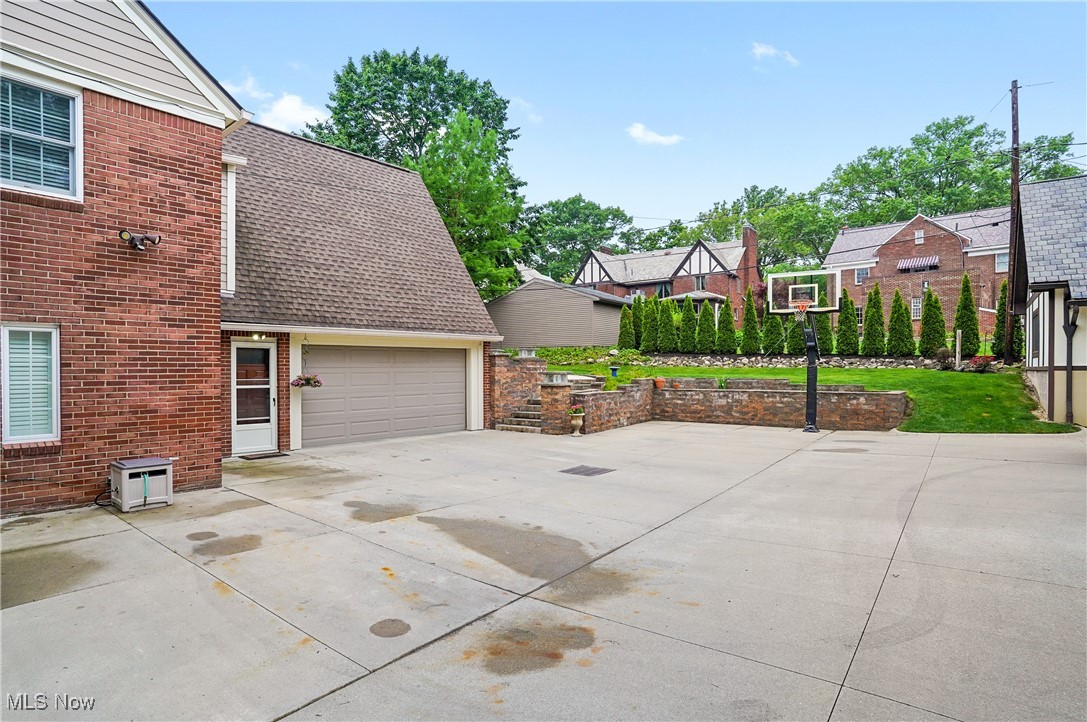 709 Palisades Drive Akron OH 44303