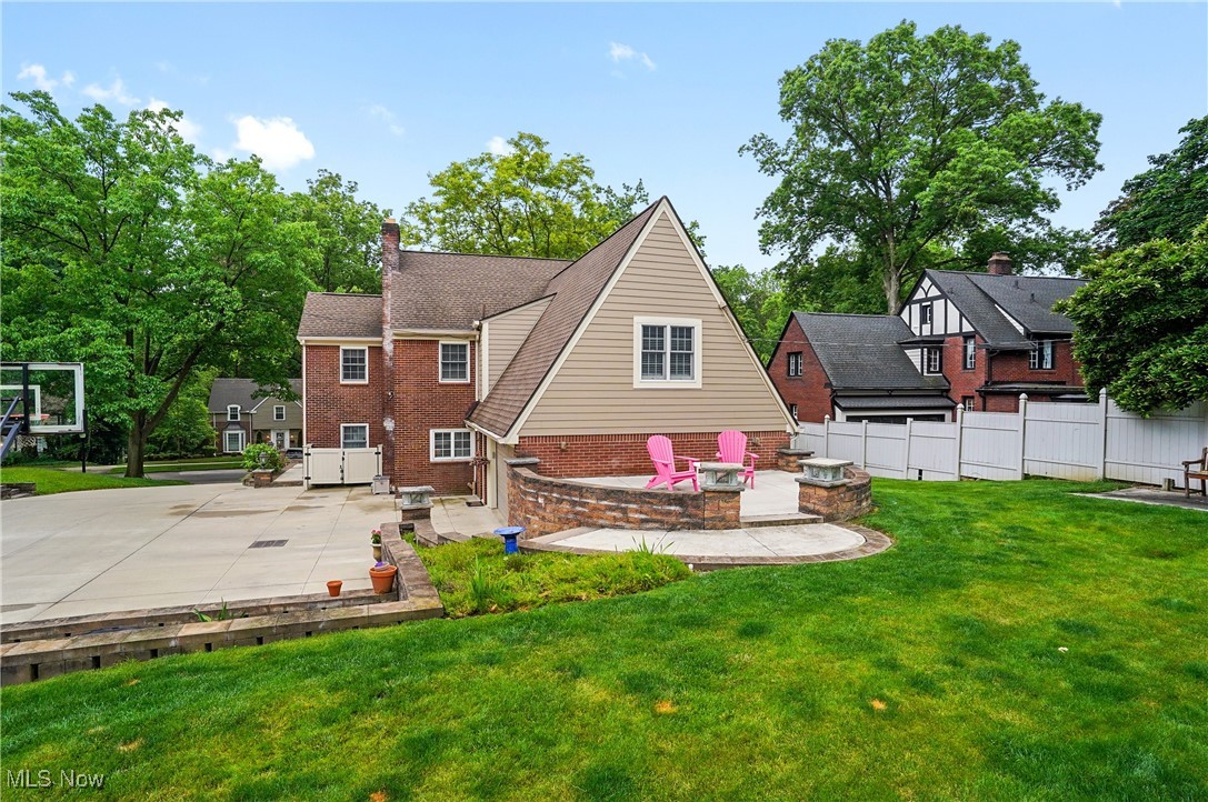 709 Palisades Drive Akron OH 44303