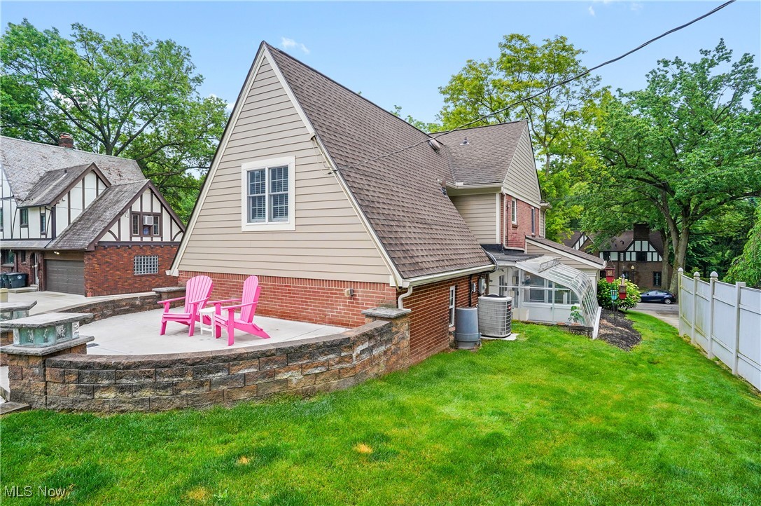 709 Palisades Drive Akron OH 44303
