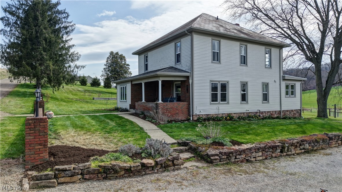 7506 Roy Andrews Road NW New Philadelphia OH 44663
