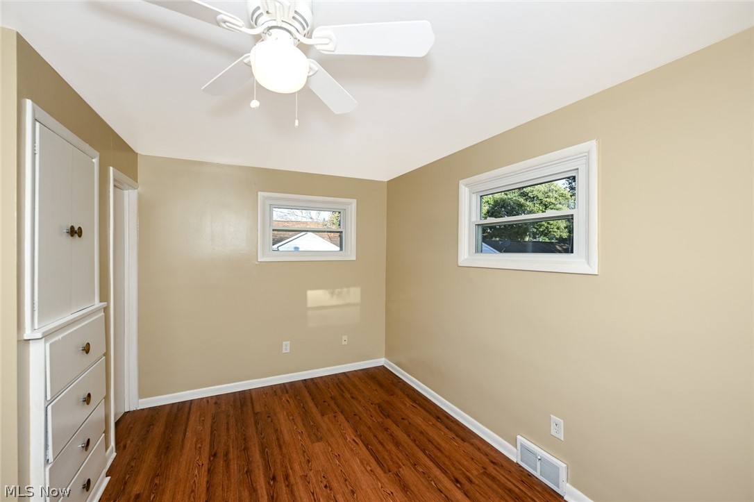 69 W Hiram Street Barberton OH 44203