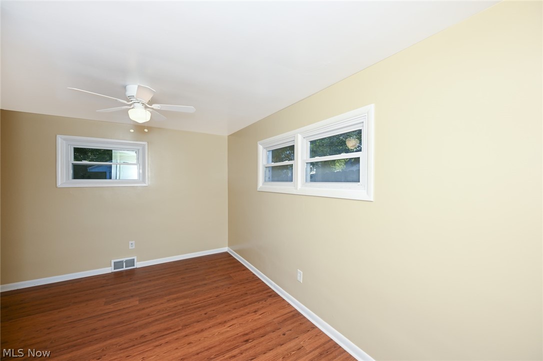 69 W Hiram Street Barberton OH 44203