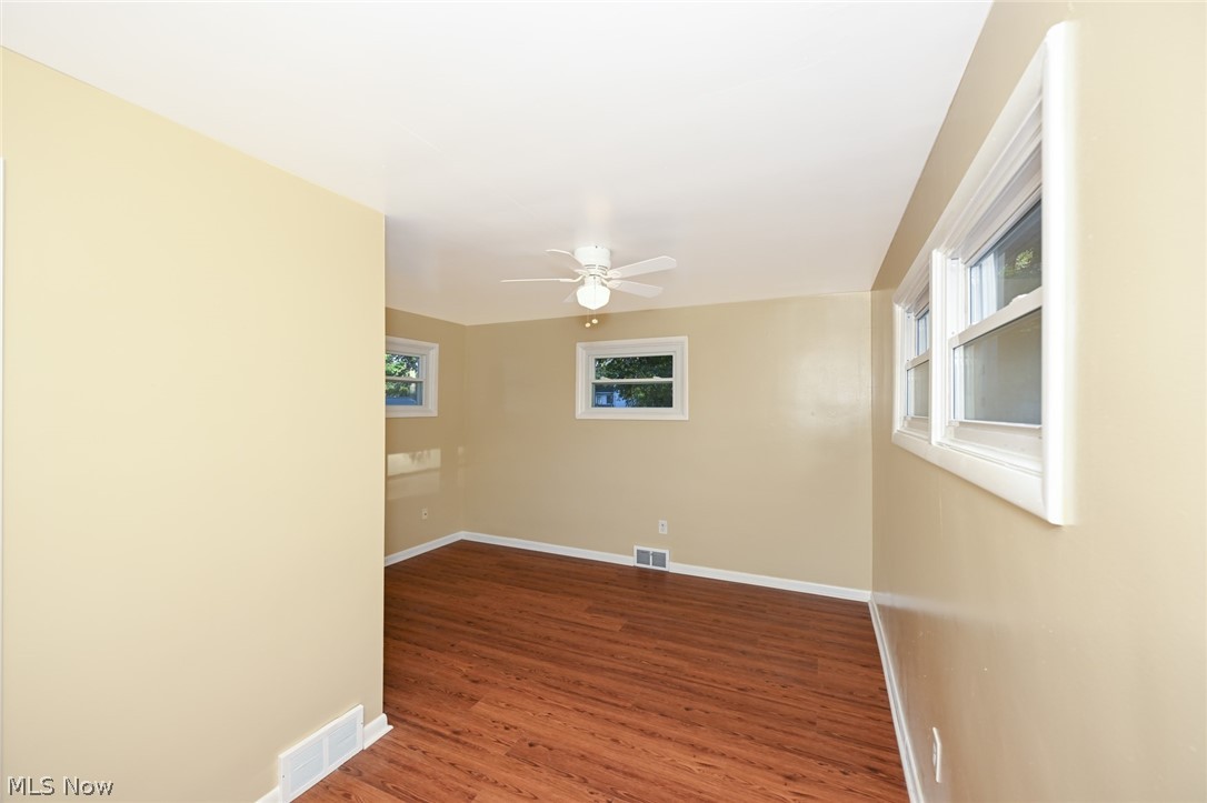 69 W Hiram Street Barberton OH 44203
