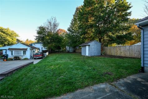 69 W Hiram Street Barberton OH 44203
