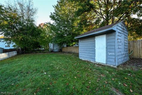 69 W Hiram Street Barberton OH 44203