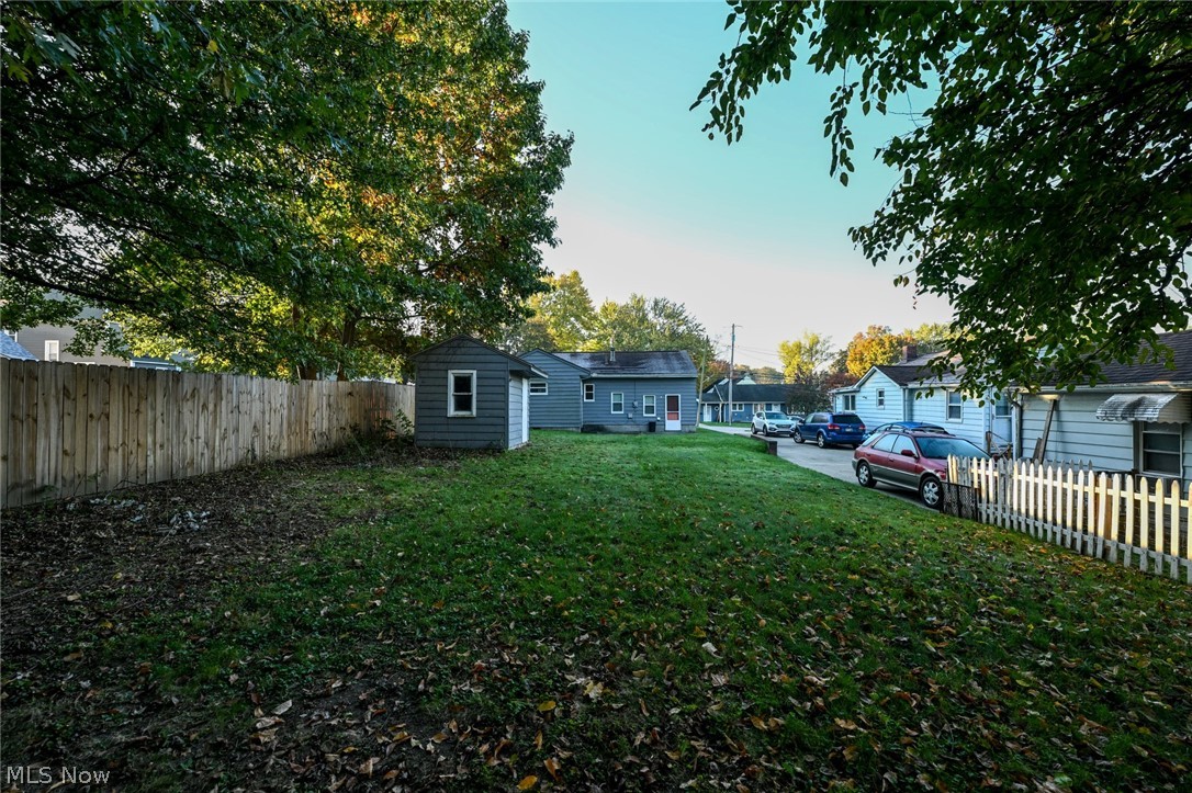 69 W Hiram Street Barberton OH 44203