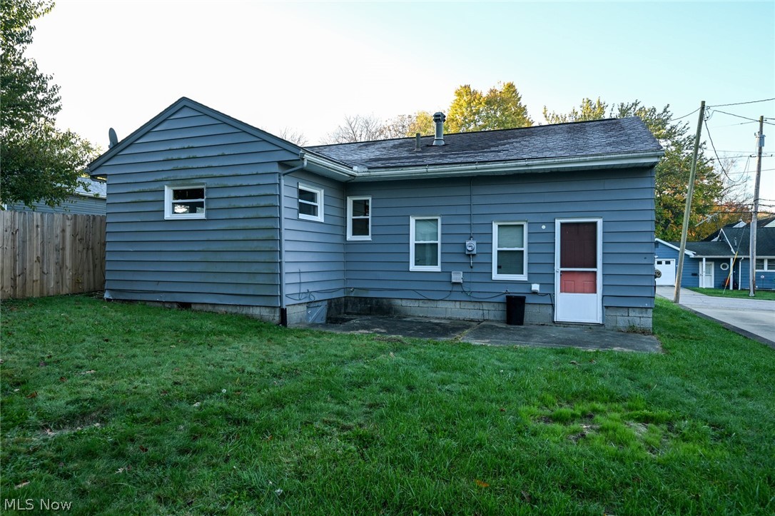 69 W Hiram Street Barberton OH 44203