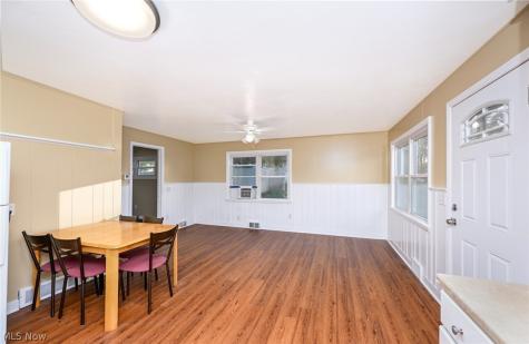 69 W Hiram Street Barberton OH 44203