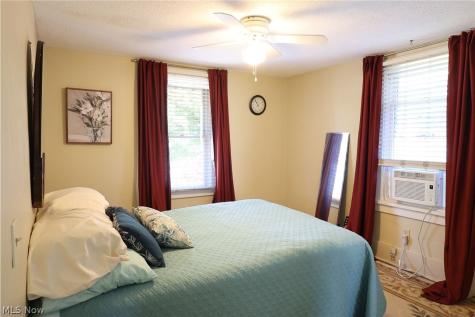 1621 Union Street Cuyahoga Falls OH 44221