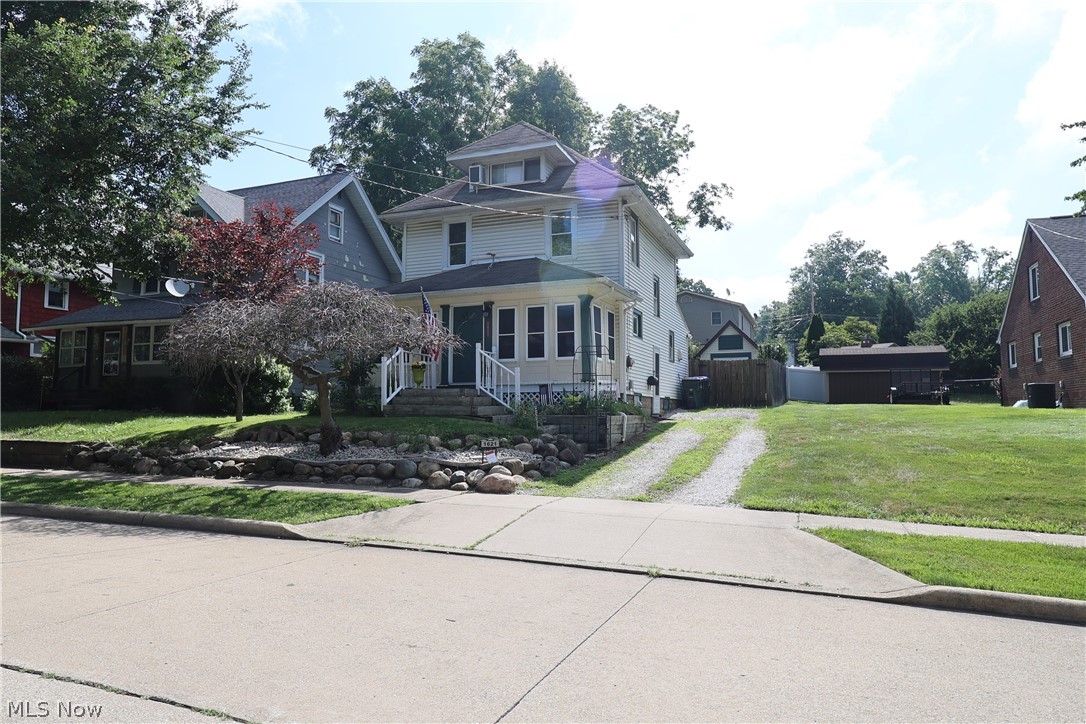 1621 Union Street Cuyahoga Falls OH 44221