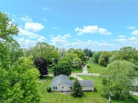 1740 Washington Boulevard Louisville OH 44641