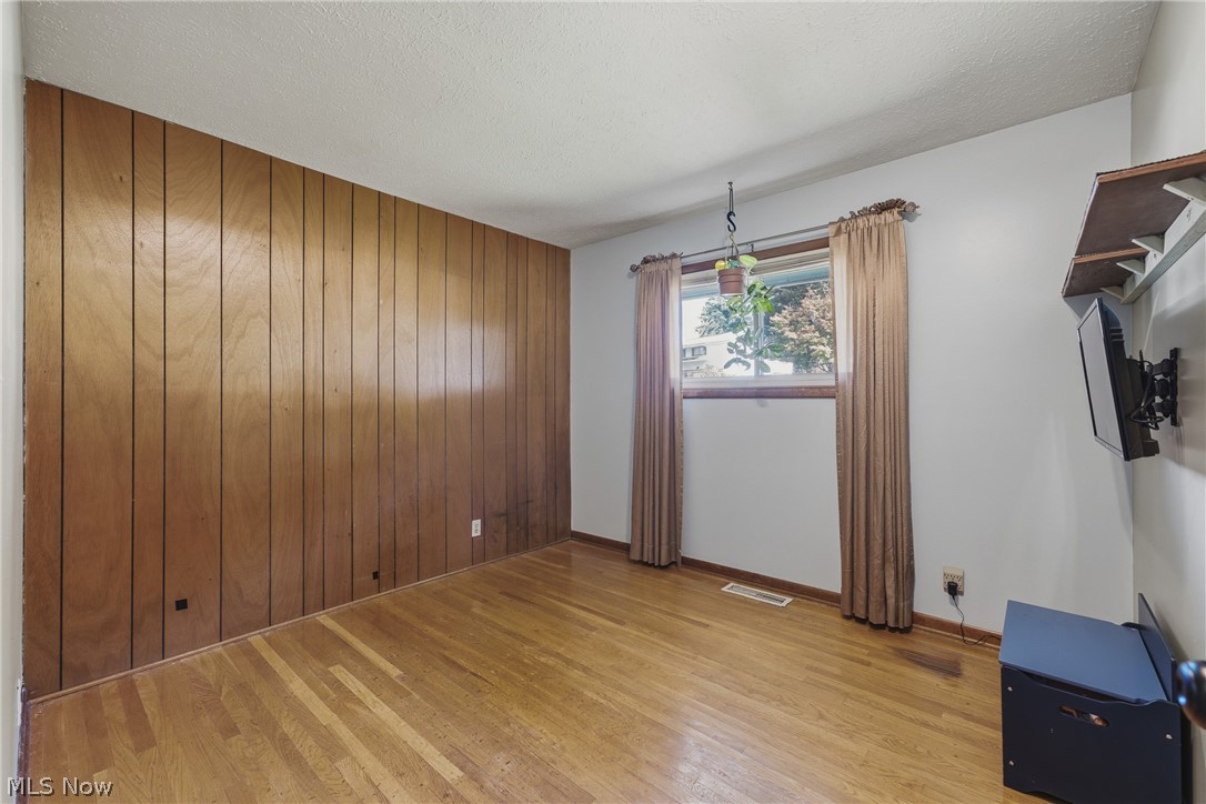 231 Manor Avenue NW Canton OH 44708