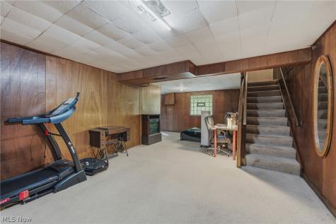 231 Manor Avenue NW Canton OH 44708