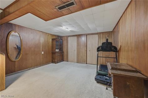 231 Manor Avenue NW Canton OH 44708