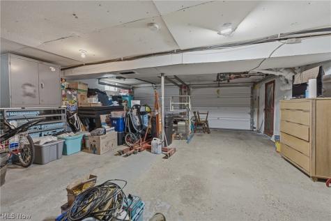 231 Manor Avenue NW Canton OH 44708