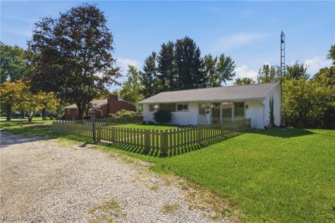 231 Manor Avenue NW Canton OH 44708