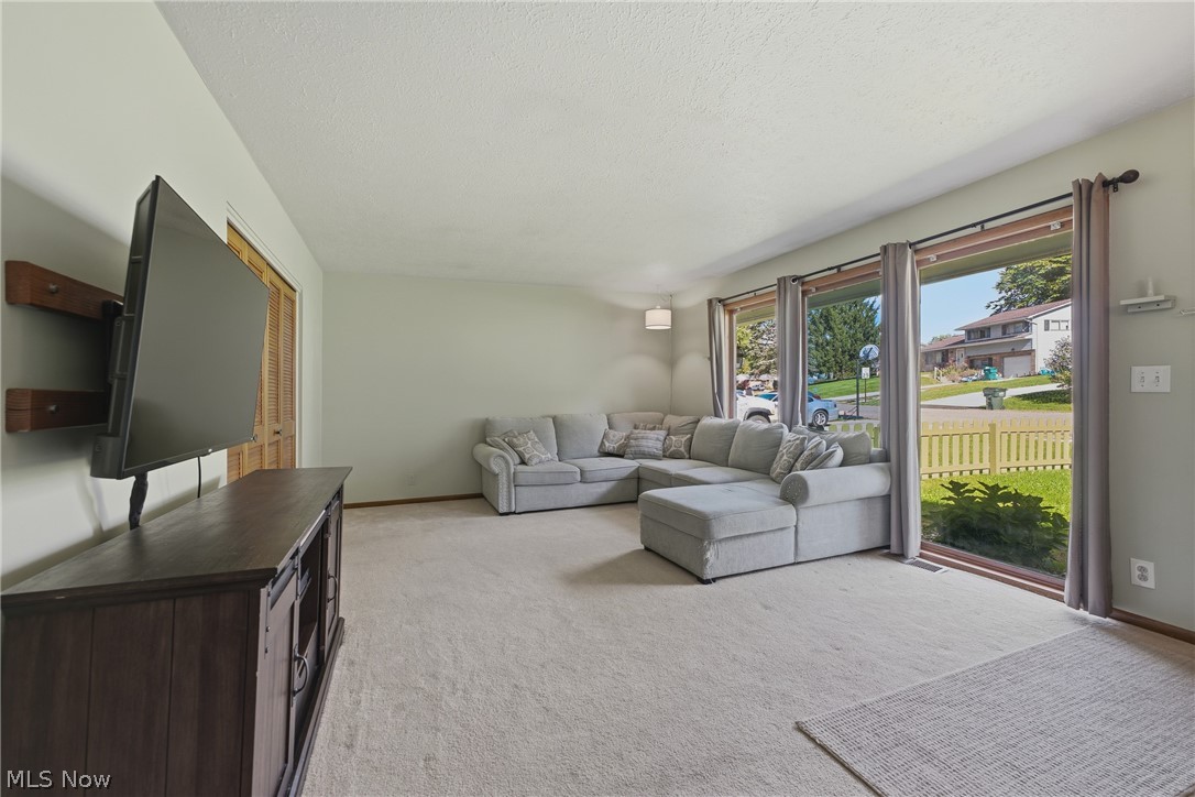 231 Manor Avenue NW Canton OH 44708