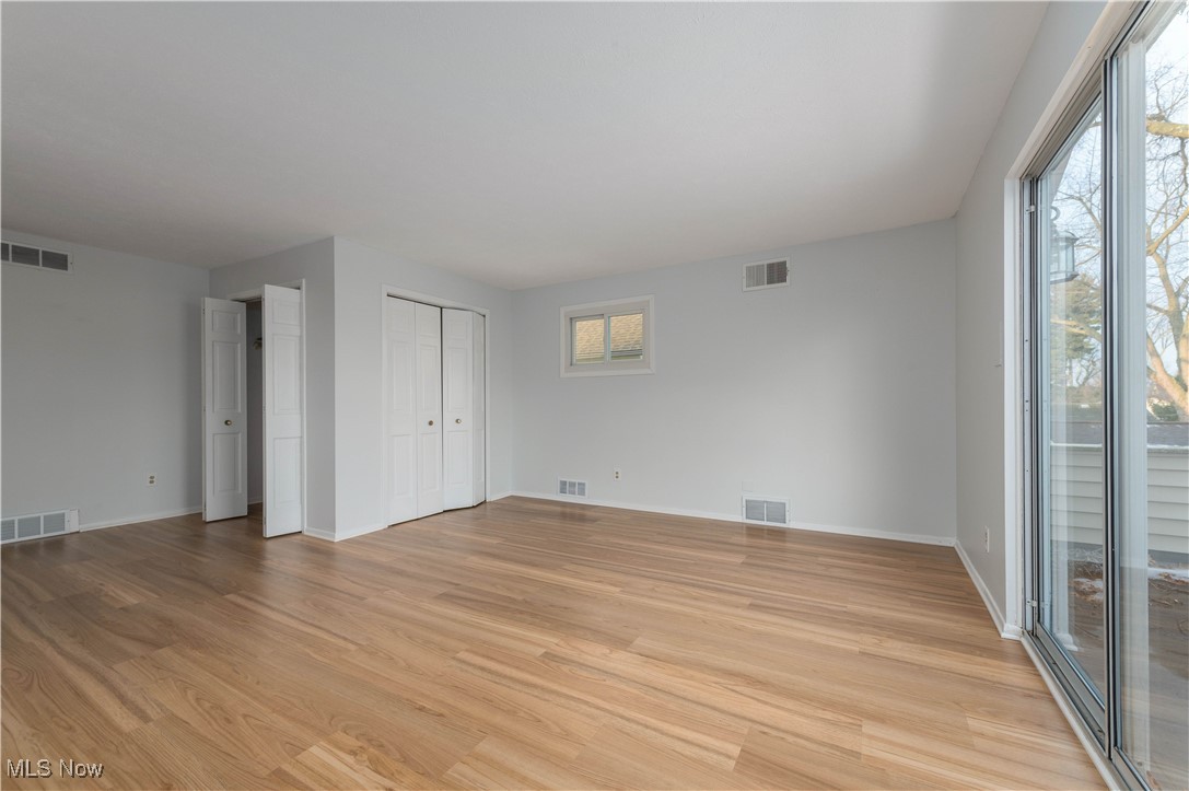 17702 Narragansett Avenue Lakewood OH 44107