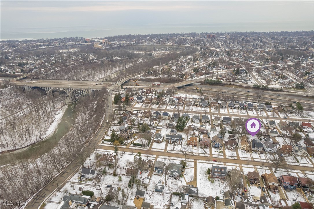 17702 Narragansett Avenue Lakewood OH 44107