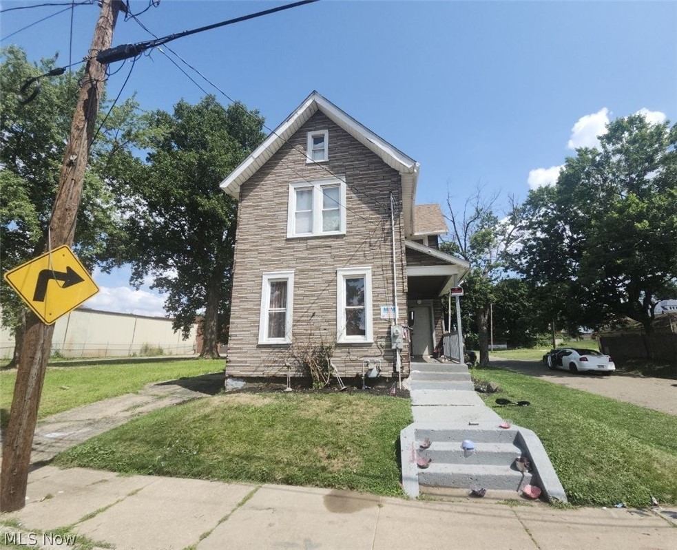 1325 4th Street NW Canton OH 44703