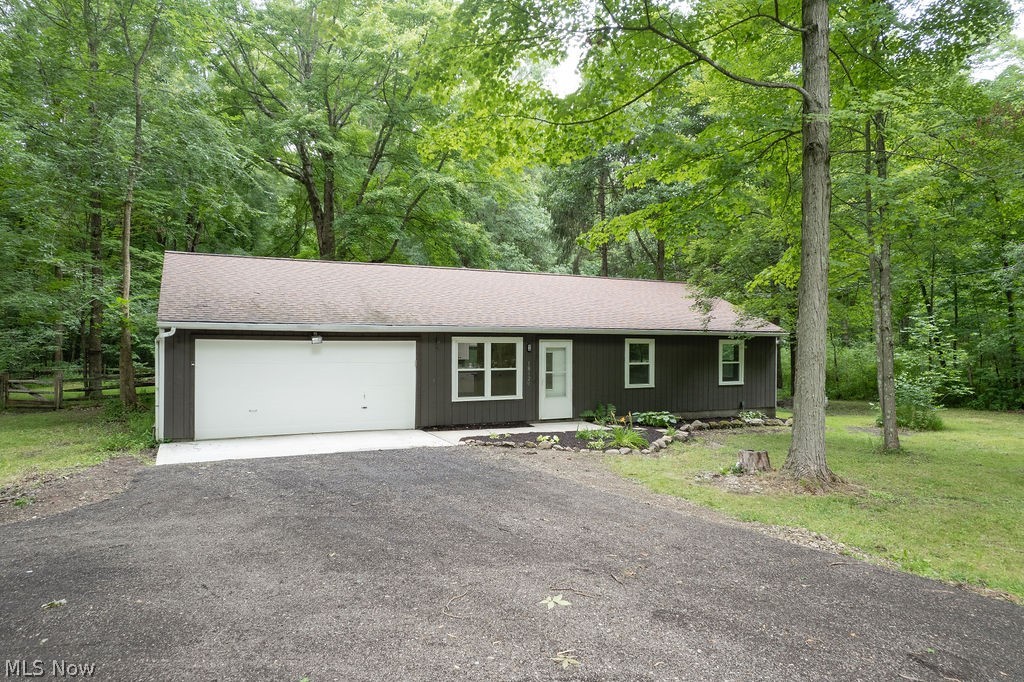 18620 Shaw Road Chagrin Falls OH 44023