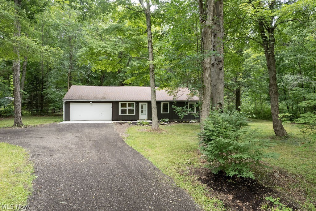 18620 Shaw Road Chagrin Falls OH 44023