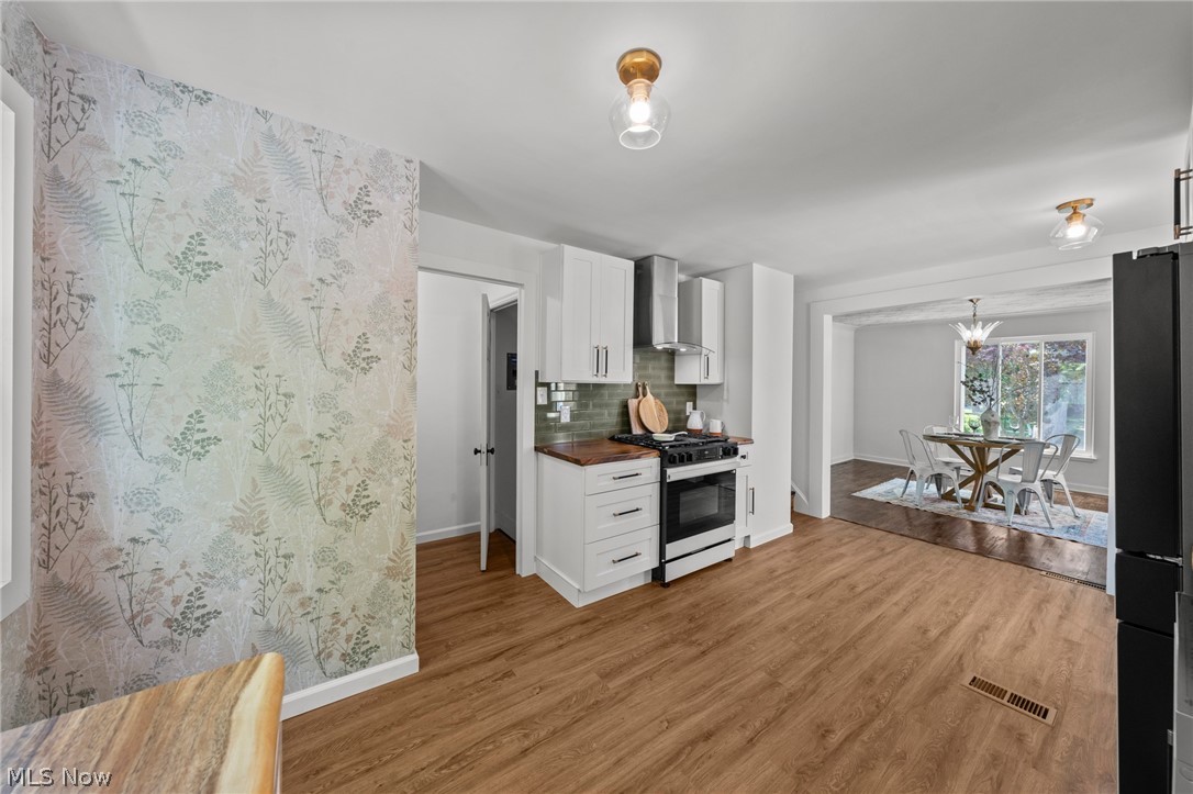 1913 Staunton Road Cleveland Heights OH 44118