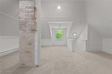 1913 Staunton Road Cleveland Heights OH 44118