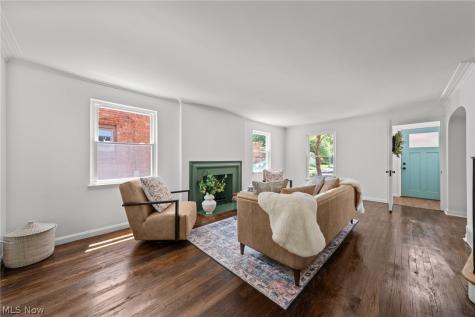 1913 Staunton Road Cleveland Heights OH 44118