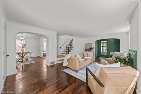 1913 Staunton Road Cleveland Heights OH 44118