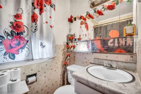 4637 W 146th Street Cleveland OH 44135