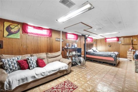 4637 W 146th Street Cleveland OH 44135