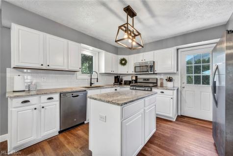 4179 Shenandoah Parkway Brunswick OH 44212