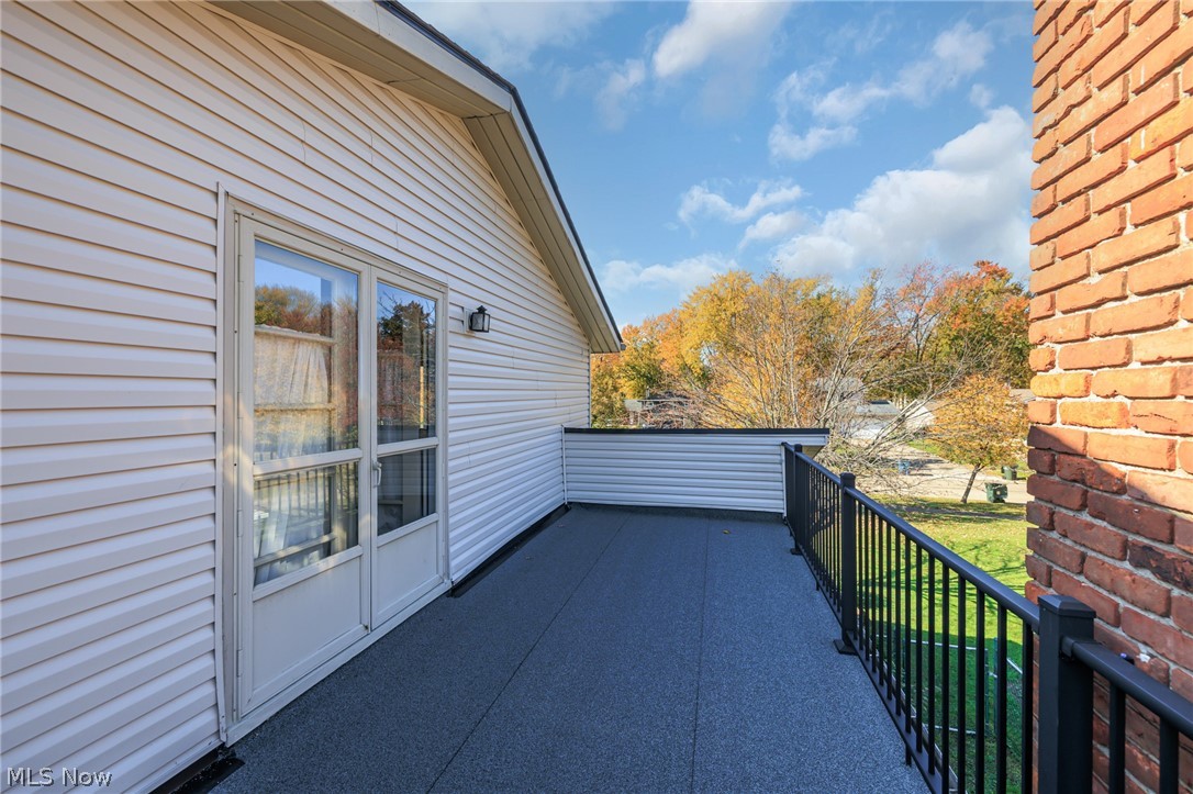 4031 Winton Park Drive North Olmsted OH 44070
