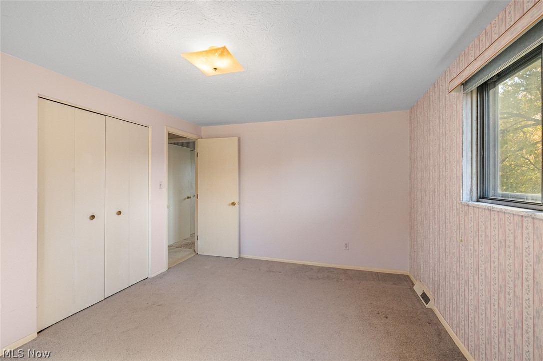 4031 Winton Park Drive North Olmsted OH 44070