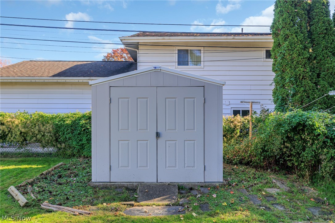 4031 Winton Park Drive North Olmsted OH 44070