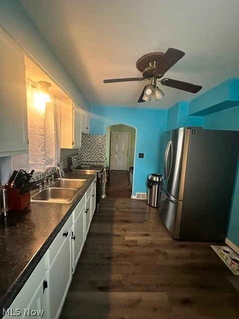 438 10th Street Struthers OH 44471