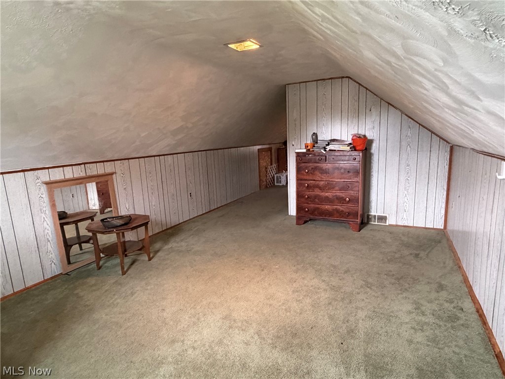 1546 Meadowbrook Youngstown OH 44514