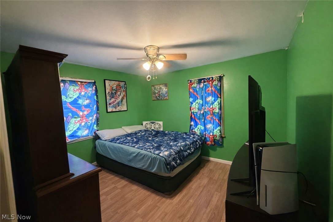 1546 Meadowbrook Youngstown OH 44514