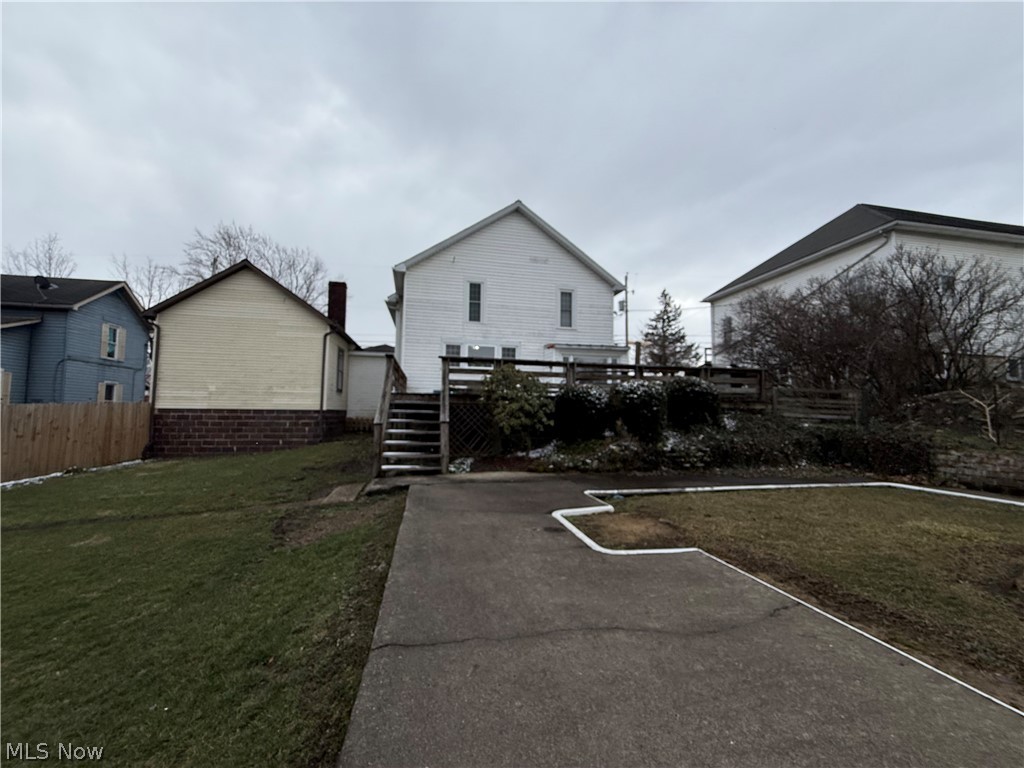 102 High Street Bloomingdale OH 43910