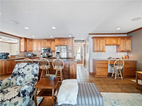 530 Crossbrook Drive Berea OH 44017