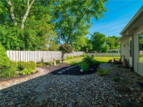 530 Crossbrook Drive Berea OH 44017