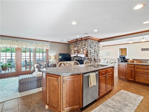 530 Crossbrook Drive Berea OH 44017