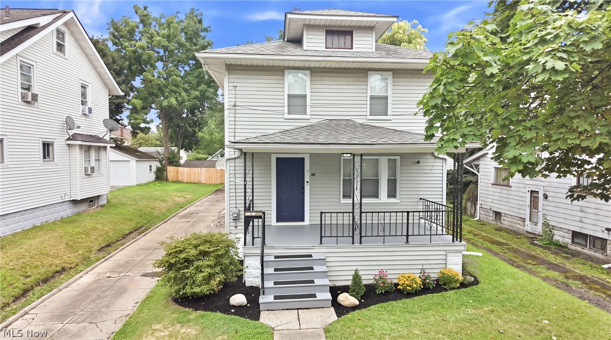 572 E Archwood Avenue Akron OH 44301