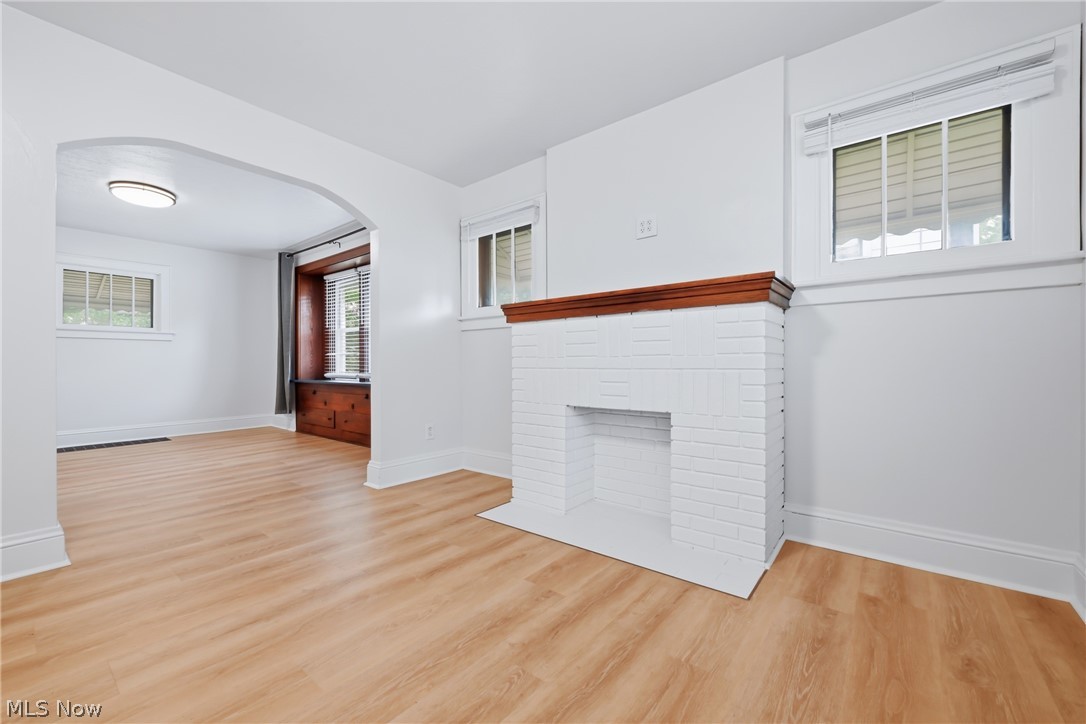 572 E Archwood Avenue Akron OH 44301
