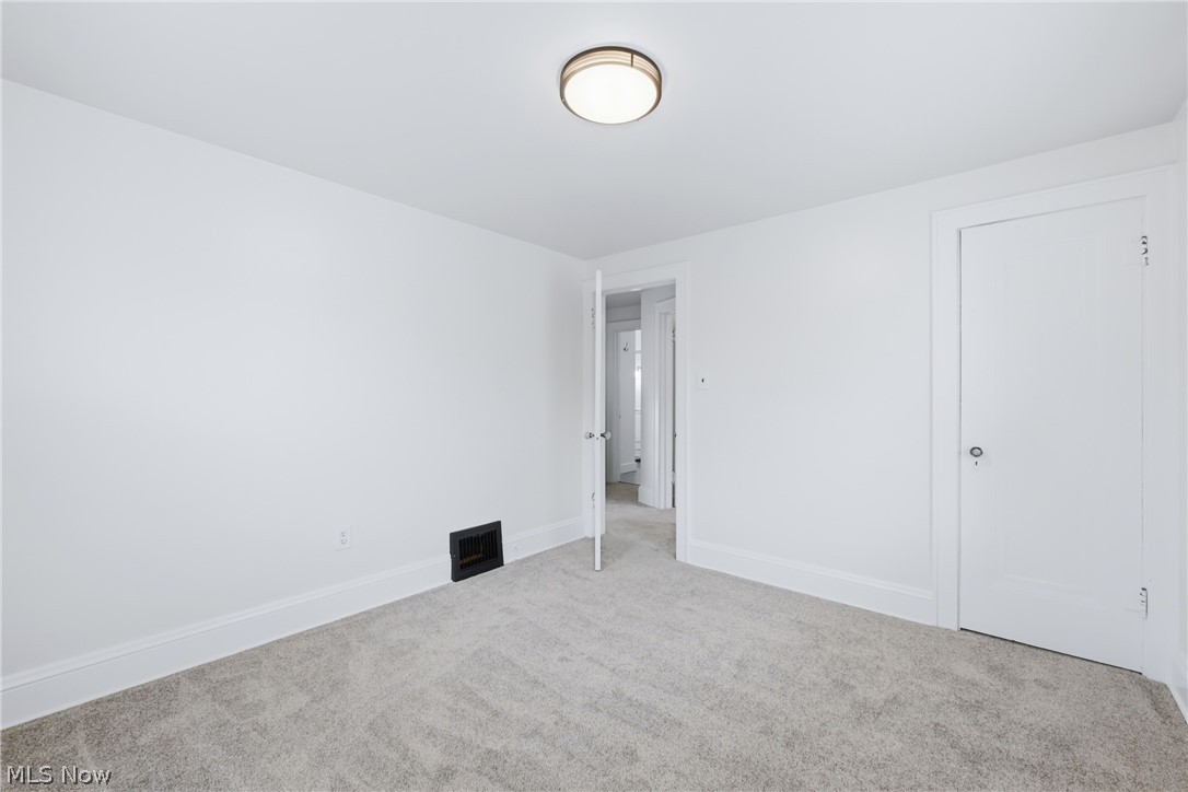 572 E Archwood Avenue Akron OH 44301