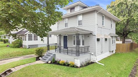 572 E Archwood Avenue Akron OH 44301