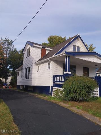 13901 Chapelside Avenue Cleveland OH 44120