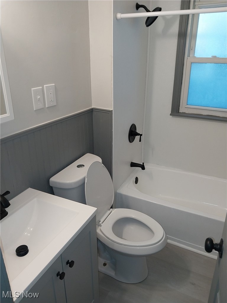 13901 Chapelside Avenue Cleveland OH 44120