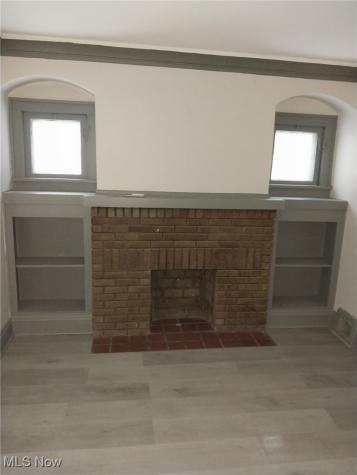 13901 Chapelside Avenue Cleveland OH 44120